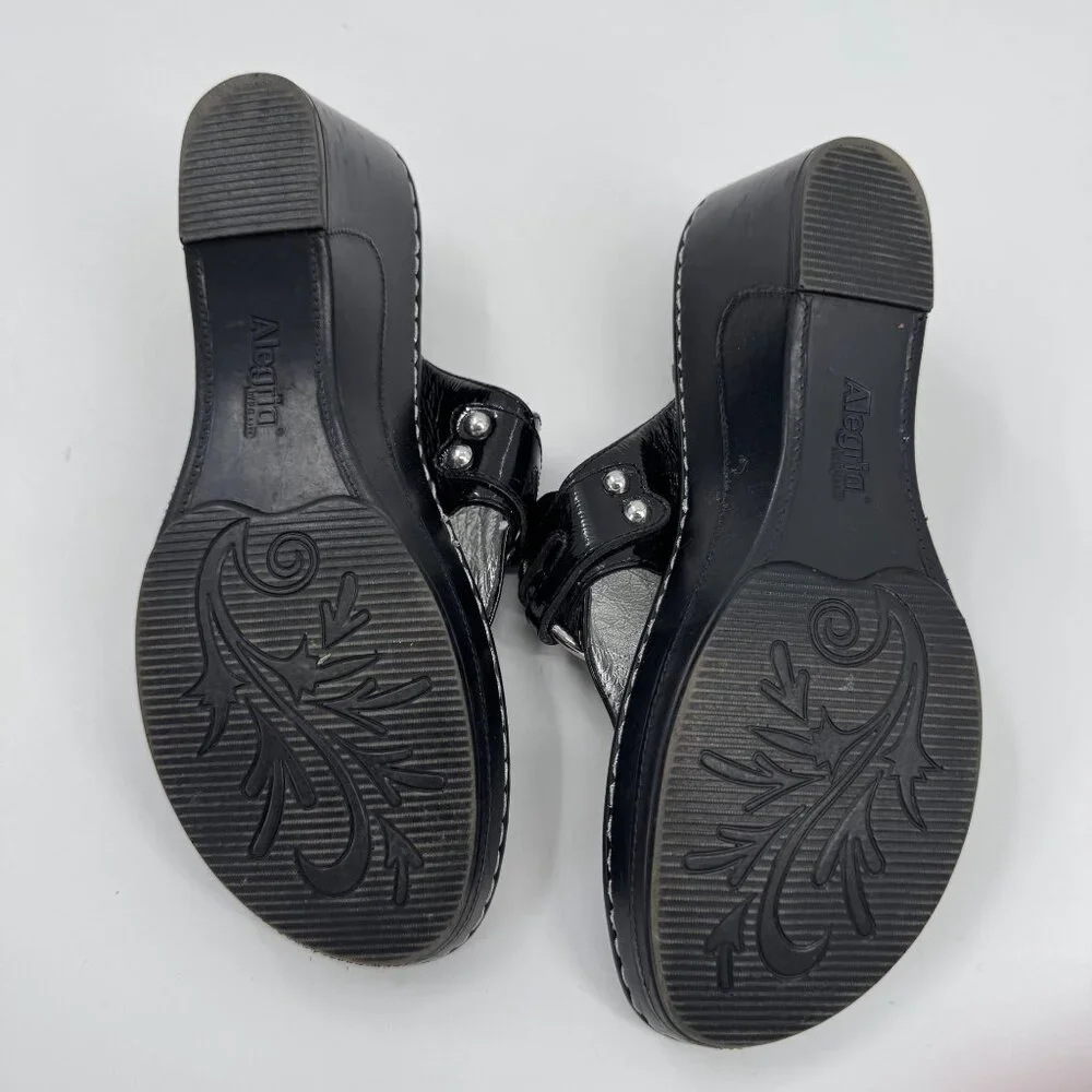 Alegria Lola Black Patent Leather Thong Wedge Slide Sandals Size 39 EU / 8.5-9 U